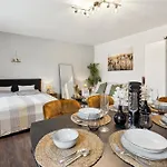 New Proud Historisches Viertel Apartment Augsburg