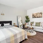 New Proud Historisches Viertel *